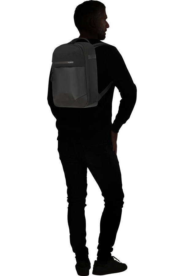 mochila moderny preta